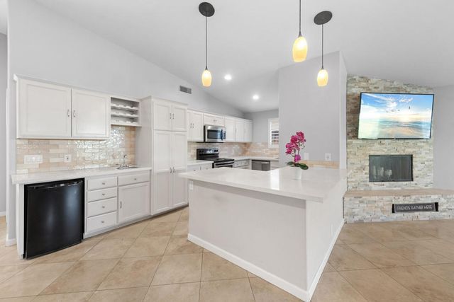 52580 Avenida Navarro, La Quinta
