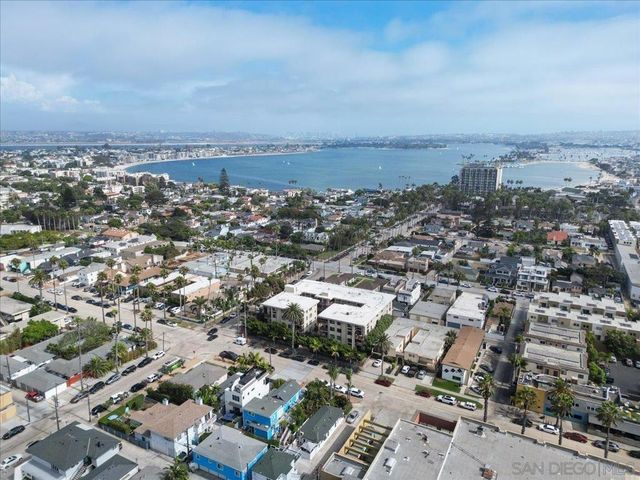 881 Thomas # 26, San Diego