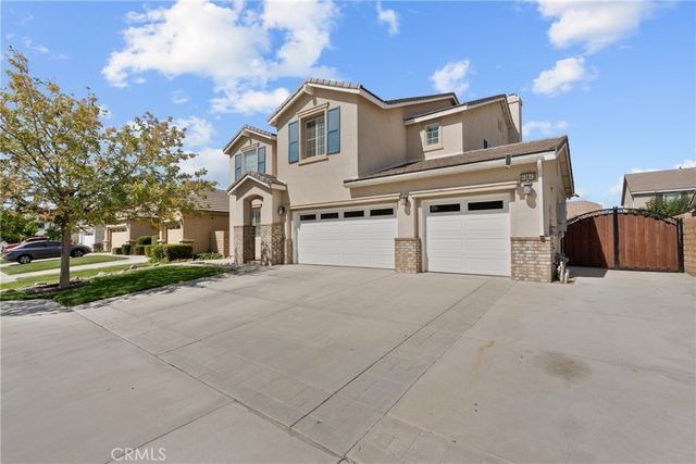 44843 Mariposa, Lancaster