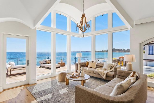 725 Las Olas Drive, Aptos