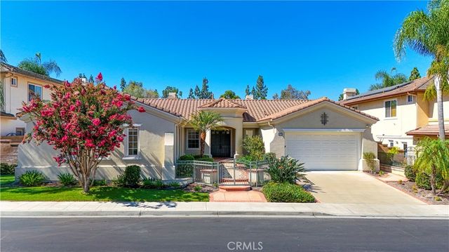 22 Camellia, Irvine