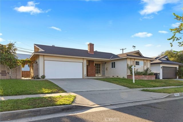 16451 Rhone, Huntington Beach