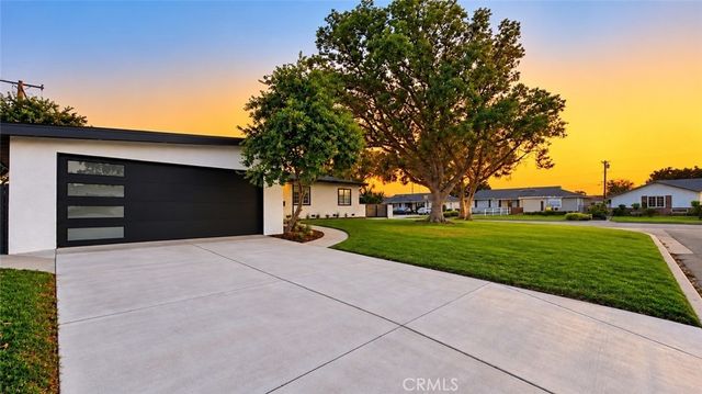 554 W Verness Street, Covina