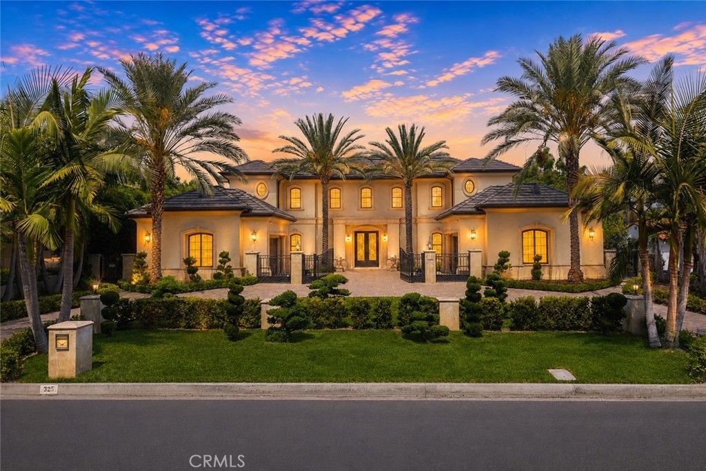 325 W Las Flores Avenue, Arcadia