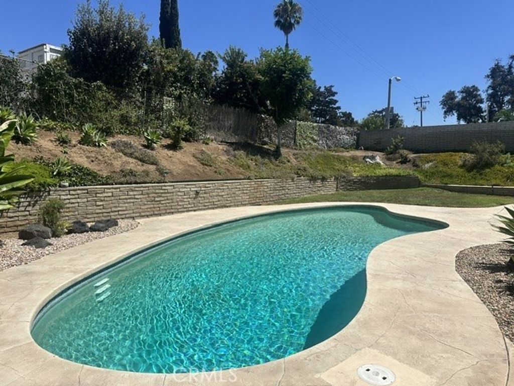 665 Dorothy, Fullerton