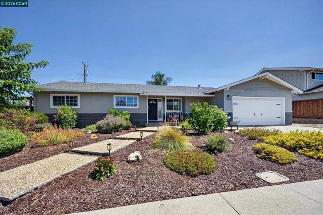 1560 American Beauty Dr, Concord