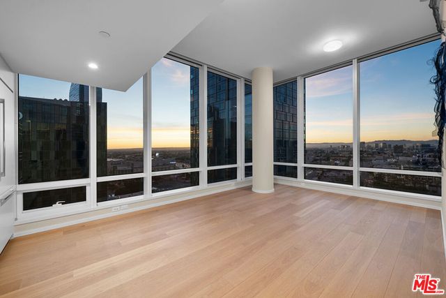 877 Francisco Street # 3211, Los Angeles