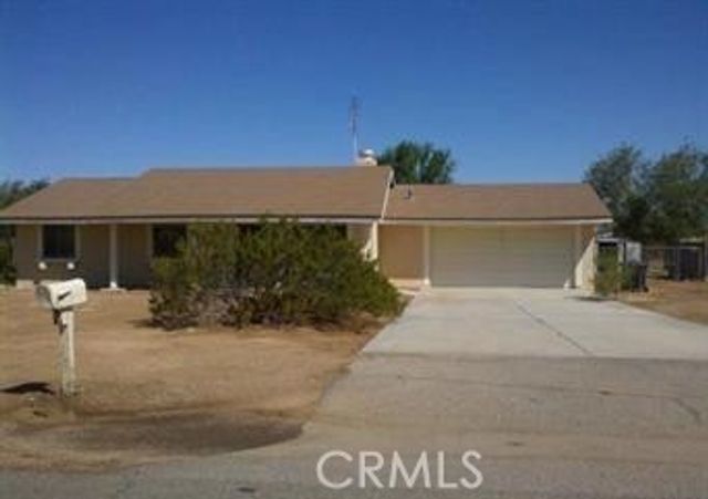 22304 Lone Eagle, Apple Valley