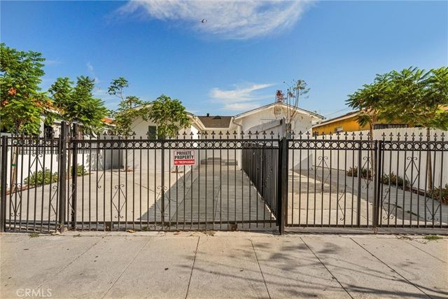 1143 E 106th Street, Los Angeles