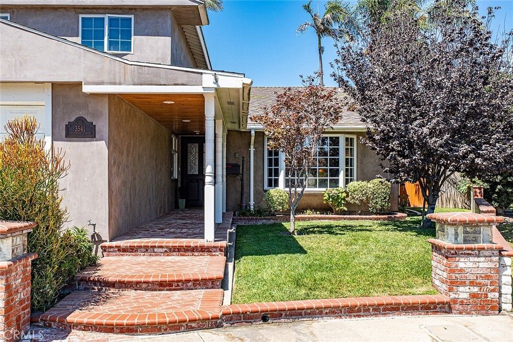 3541 Goldenrod, Seal Beach