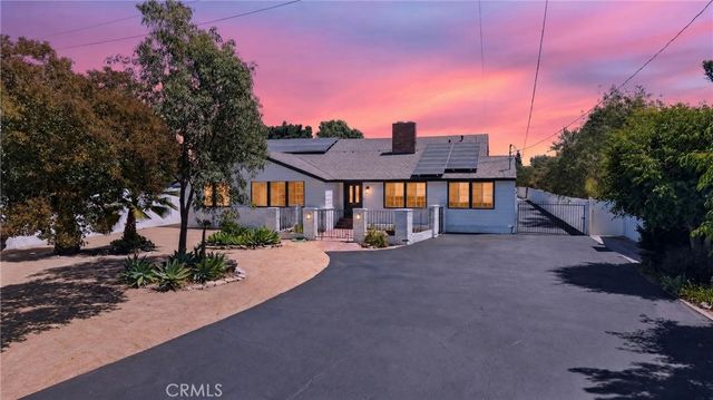 9826 Columbus, North Hills