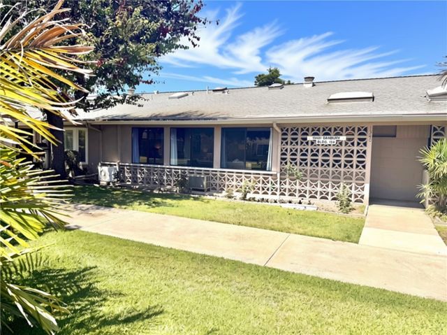 13431 Danbury Lane # 134c, Seal Beach