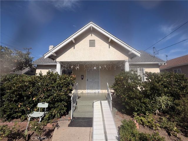 1307 N Kenmore, Los Angeles