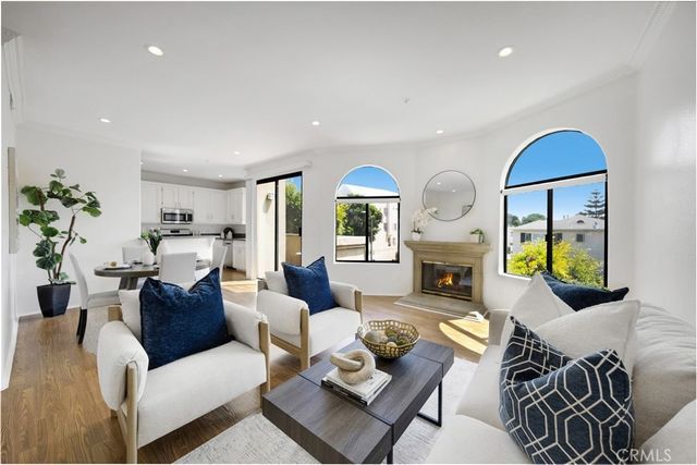 1541 S Bedford # 205, Los Angeles