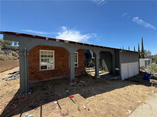 11428 Dona Pegita Drive, Studio City
