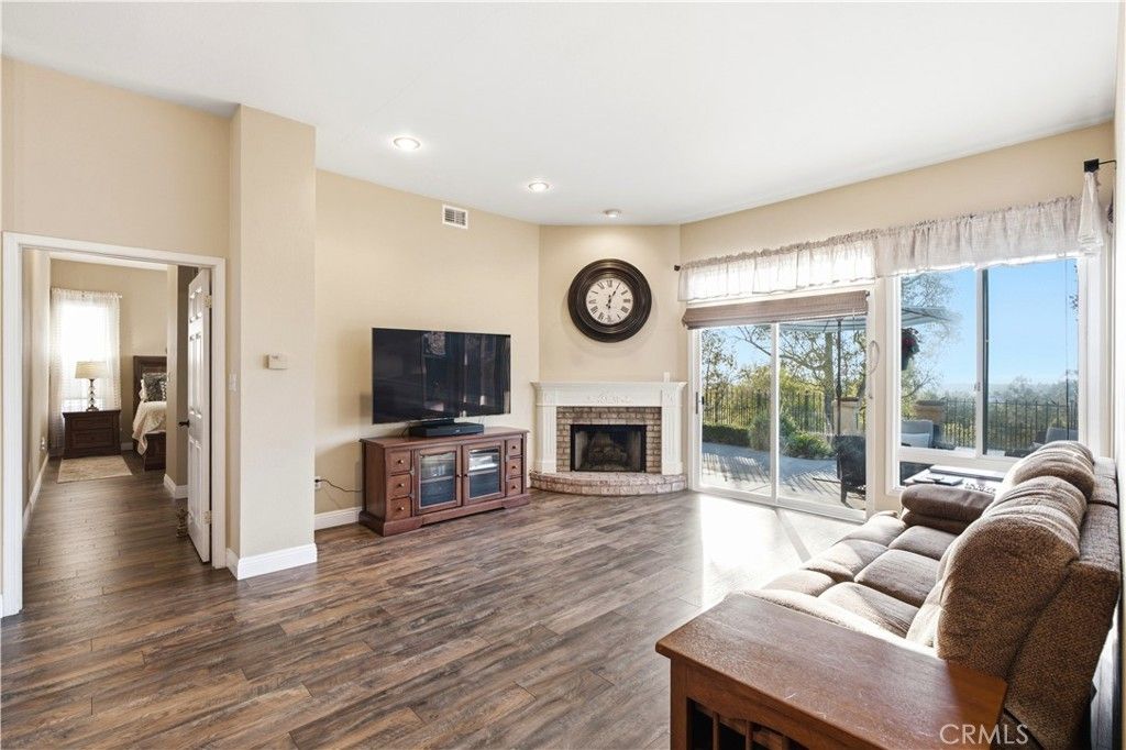 23001 Via Santa Maria, Mission Viejo