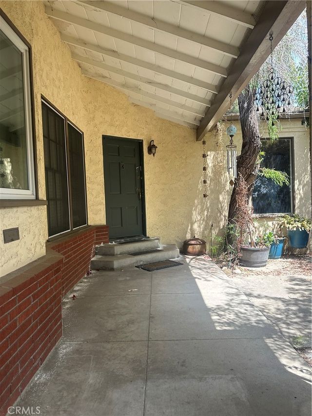 6235 Condon, Los Angeles
