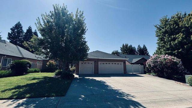 2177 Cadjew Street, Redding
