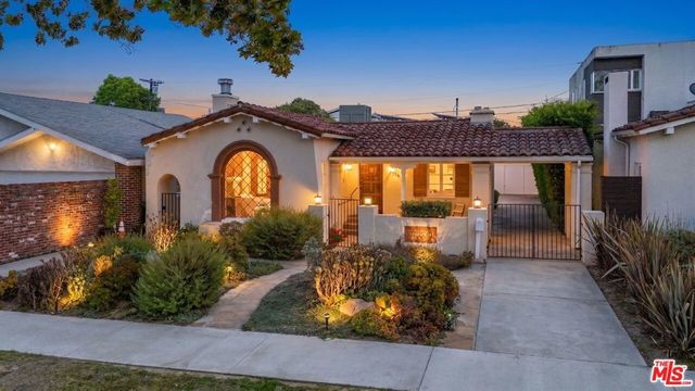 1734 S Sherbourne Drive, Los Angeles