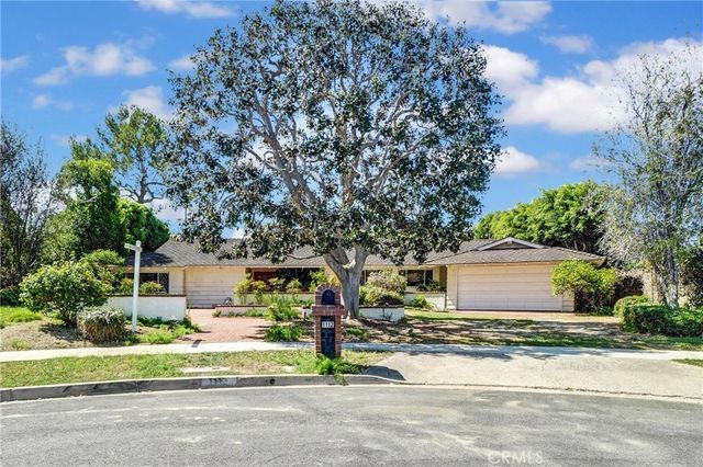 1112 Charwood Lane, North Tustin