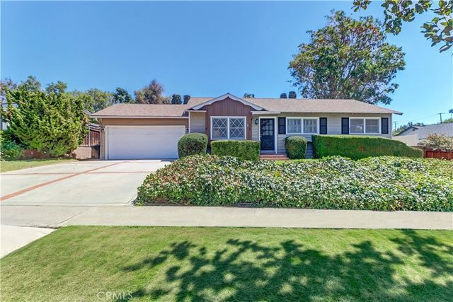 3008 Sequoia, Fullerton