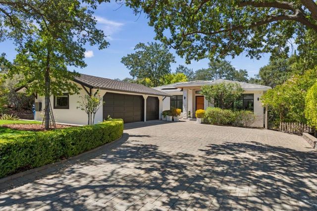 15477 One Oak Lane, Monte Sereno