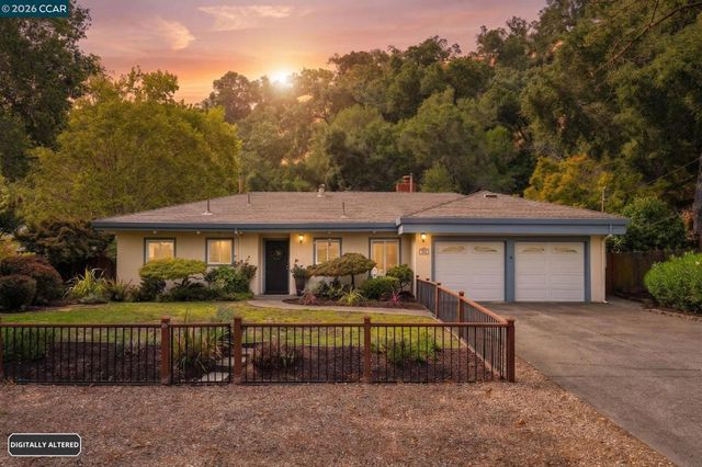 2749 W Newell Avenue, Lafayette