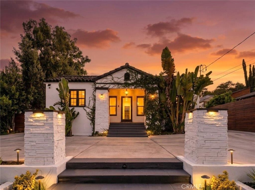 10617 Vanora Drive, Sunland