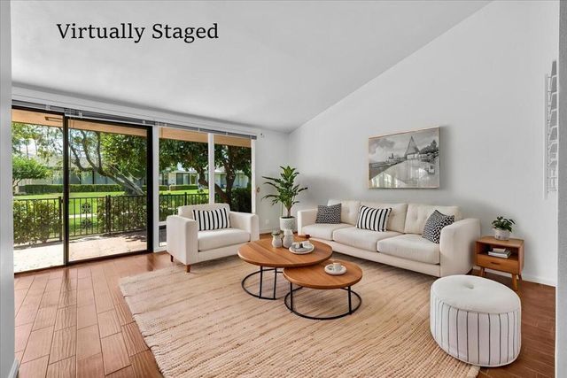 1957 Grand Bahama Drive E, Palm Springs