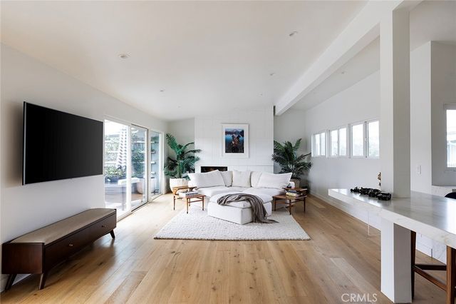 1504 Westcliff Drive # 5, Newport Beach