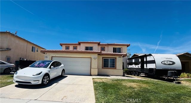 45313 Robinson Drive, Lancaster