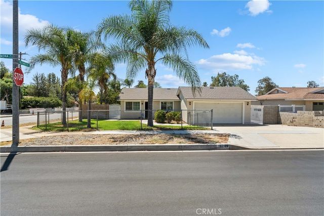 16289 Ramona, Fontana