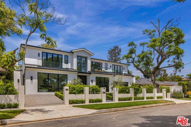 12041 Coyne Street, Los Angeles