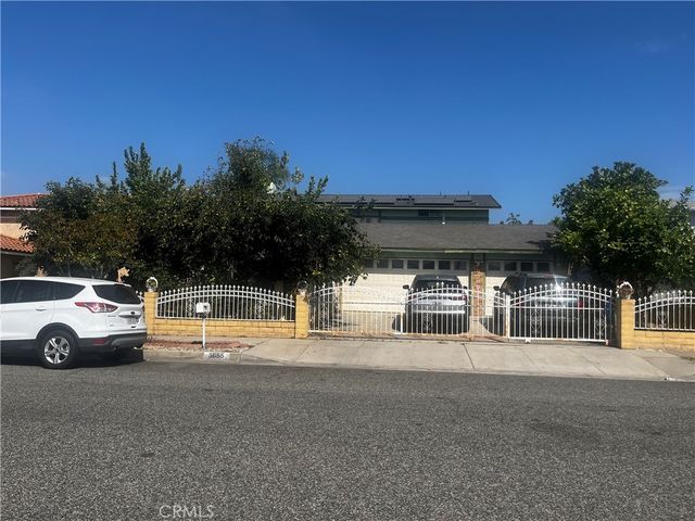 3655 Stichman, Baldwin Park