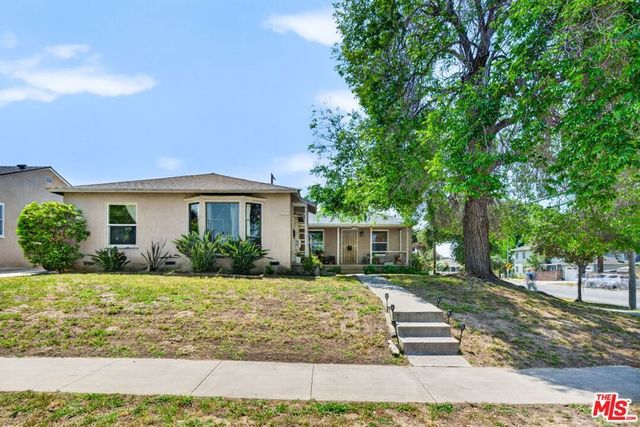 10796 Galvin Street, Culver City