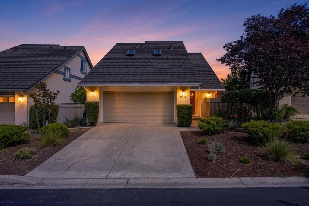 10112 Adelheid, Cupertino