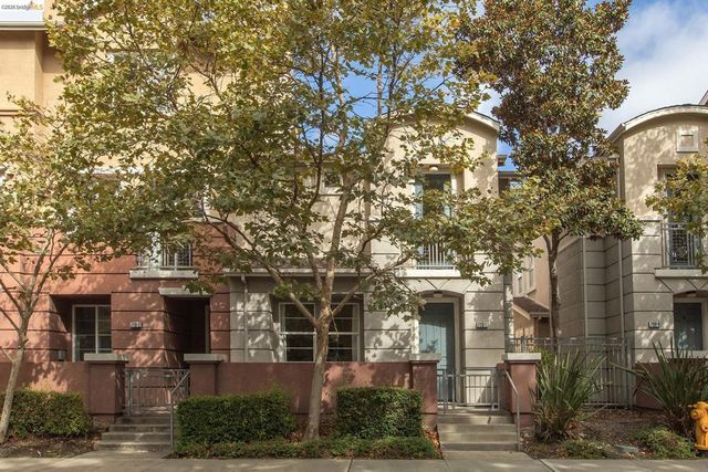 710 City Walk Pl # 1, Hayward