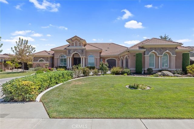 2579 Meadow View, Hanford