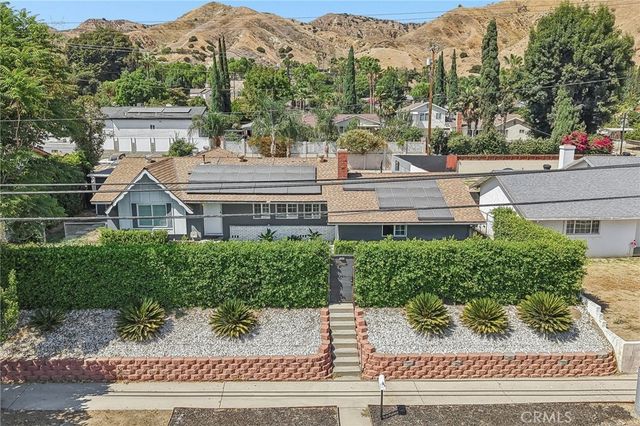 10065 Foothill Boulevard, Los Angeles