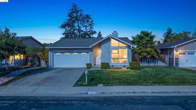 1363 Swallowtail Rd, Concord