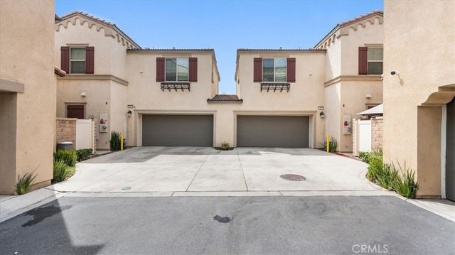 805 Cranberry Way, Upland