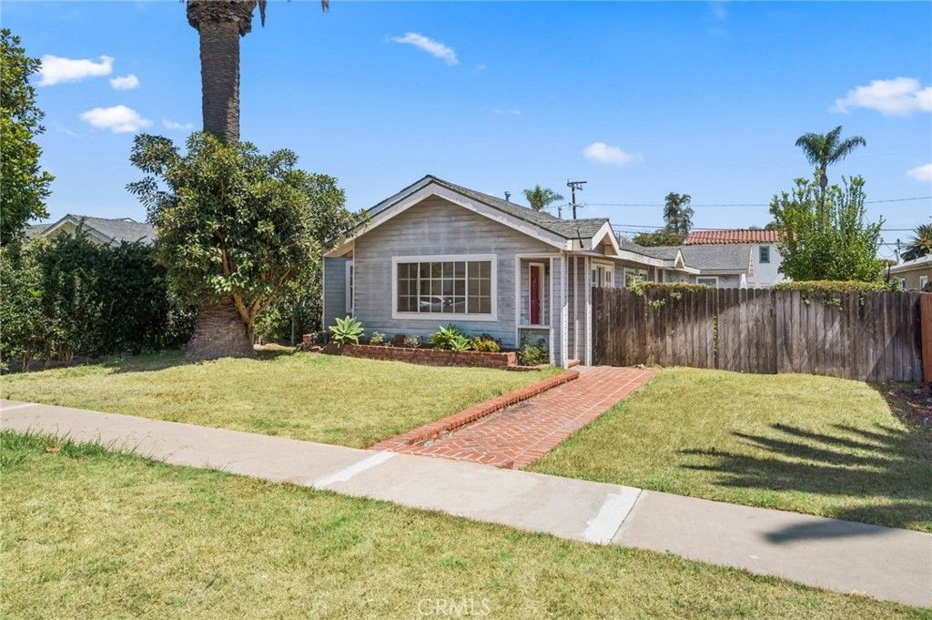 284 E 18th, Costa Mesa