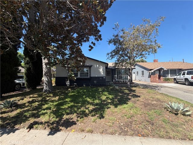 6939 Murietta Avenue, Van Nuys
