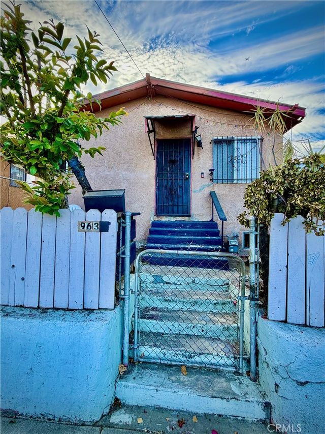 963 Hollins, Los Angeles