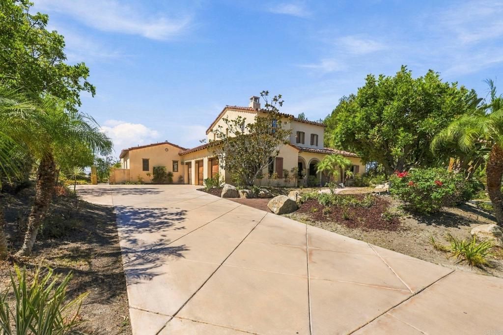 8245 The Landing Way, San Diego