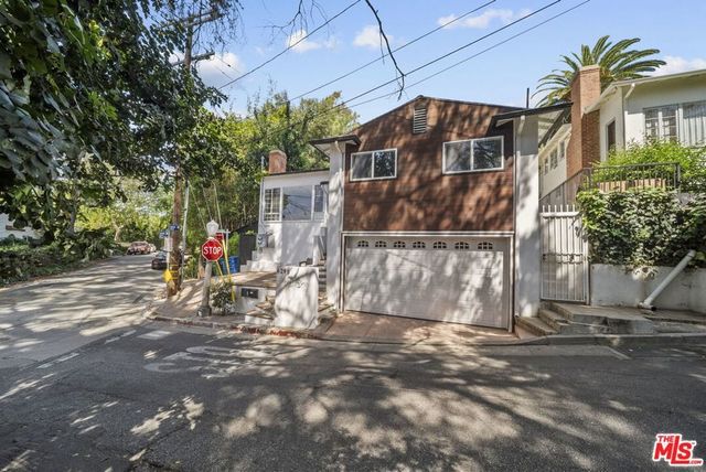 6295 Ivarene Avenue, Hollywood Hills