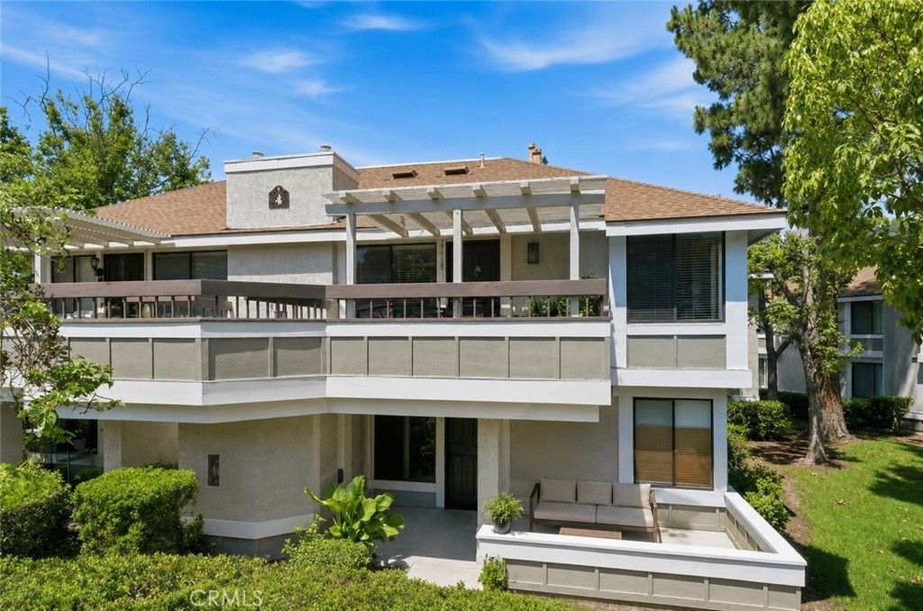 25717 Sycamore Pointe, Lake Forest