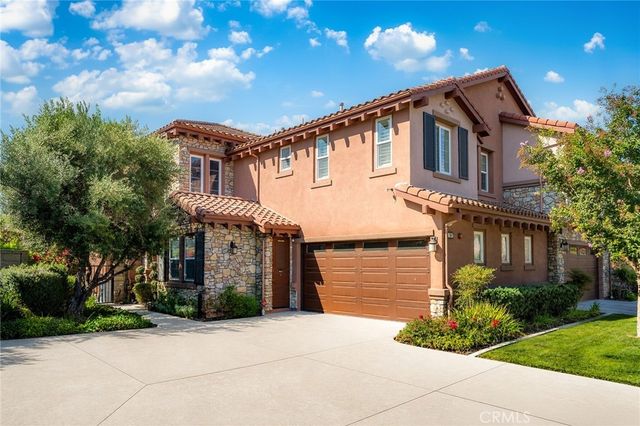 17842 Via Roma, Yorba Linda