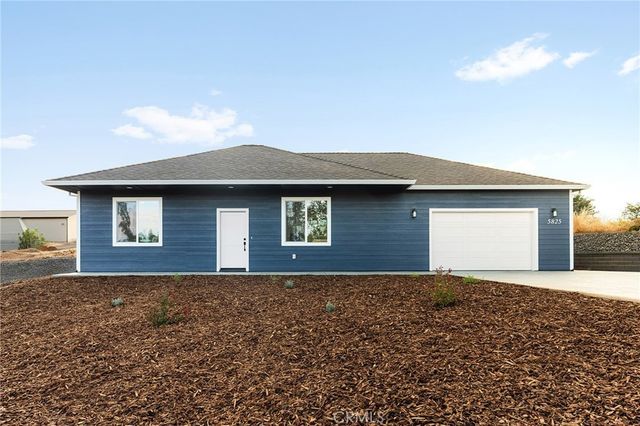 5825 Golden Oaks Road, Paradise
