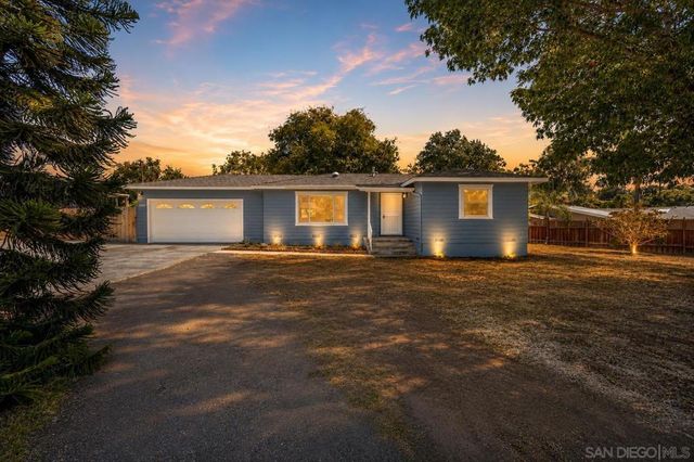 1223 Coventry Rd, Vista